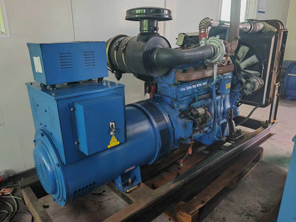 富拉尔基100kW柴油发电机组使用多级机油有哪些优缺点？